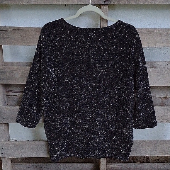 Chico's top, L. - Picture 2 of 5